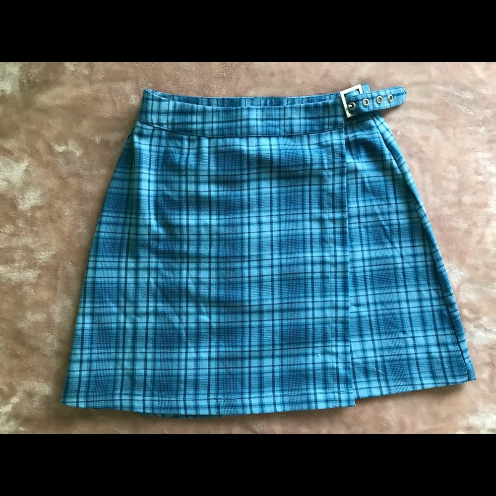 Wrap around Gingham print Skirt